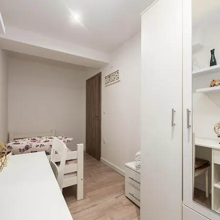 Apartment Bubica *